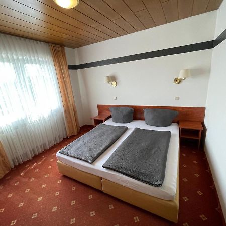 Hotel Restaurant Lenhsen Elmpt Ngoại thất bức ảnh