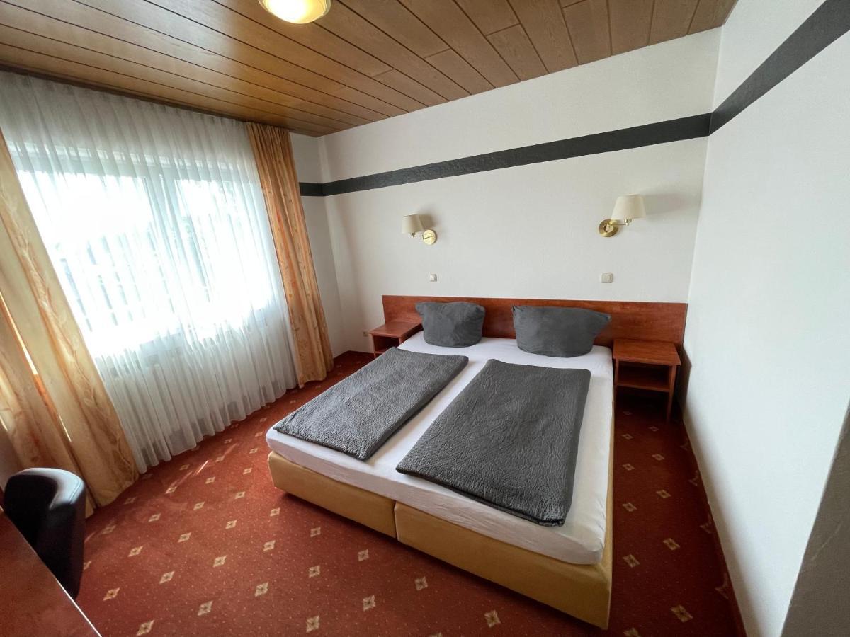 Hotel Restaurant Lenhsen Elmpt Ngoại thất bức ảnh