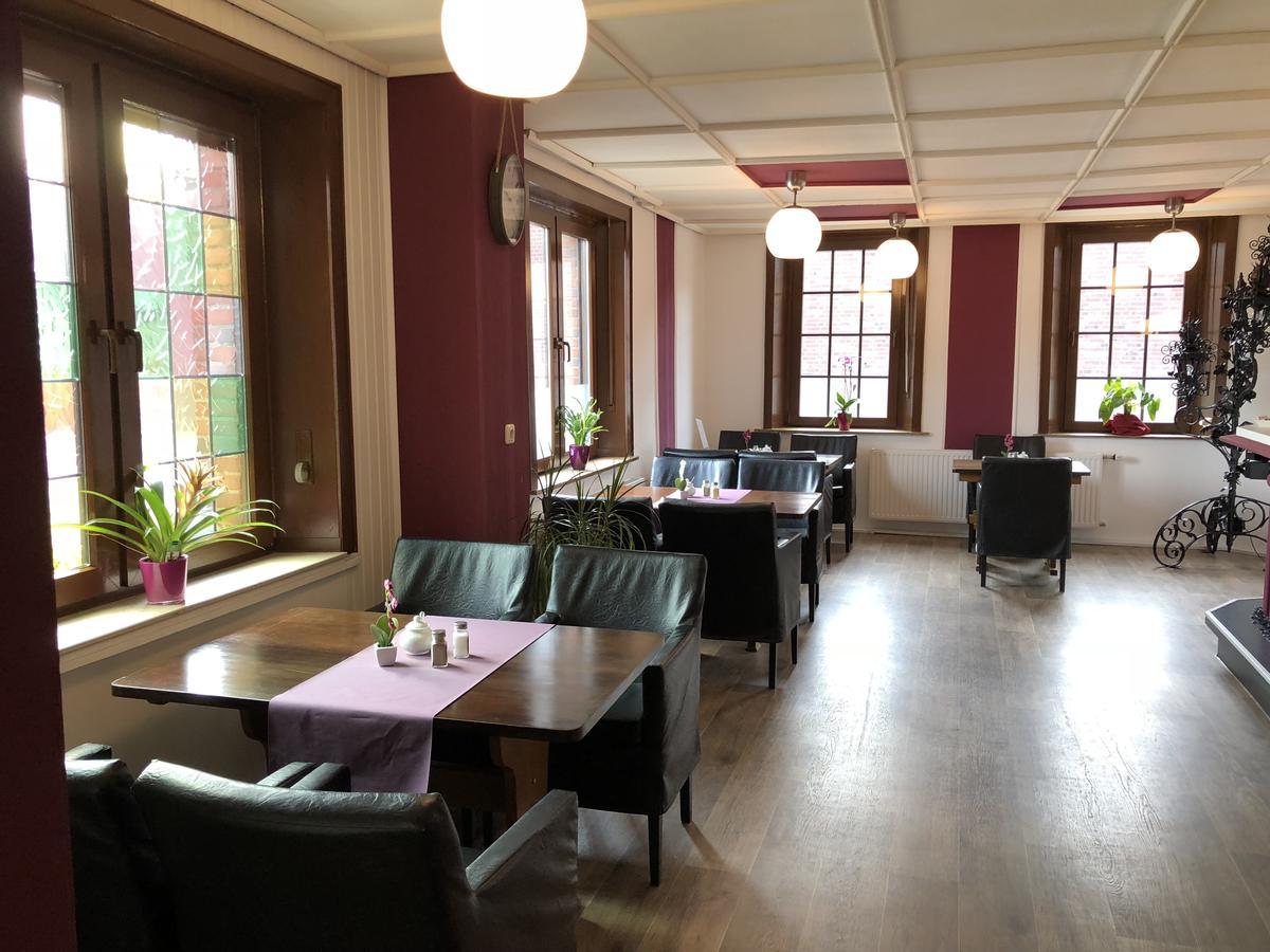 Hotel Restaurant Lenhsen Elmpt Ngoại thất bức ảnh
